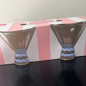 New 2 Martini glasses blue lines